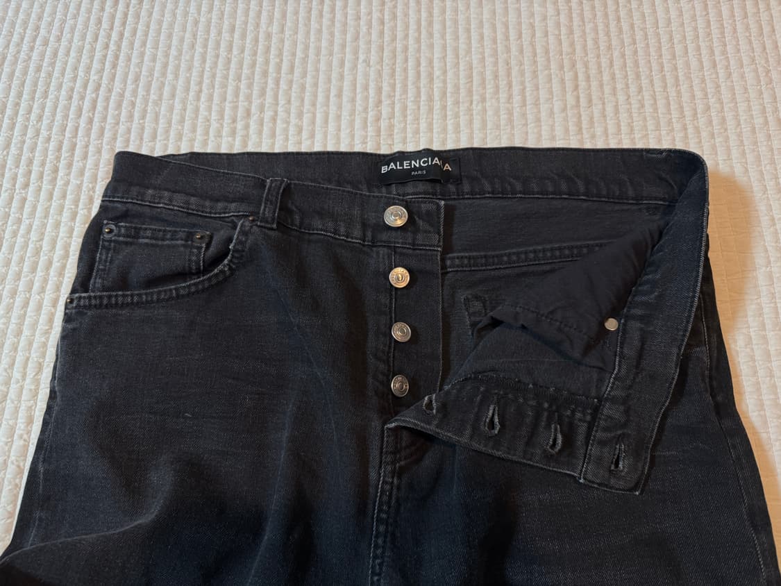 balenciaga archetype 17fw damage jean 상품이미지5