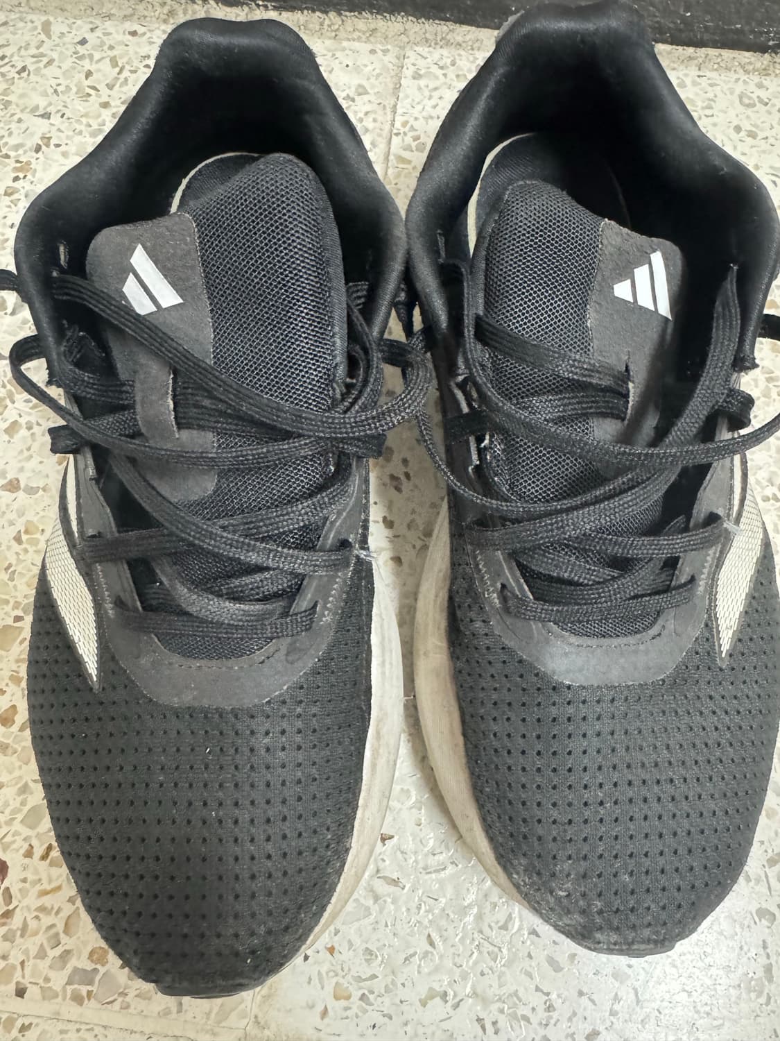 아디다스 운동화 상품이미지1