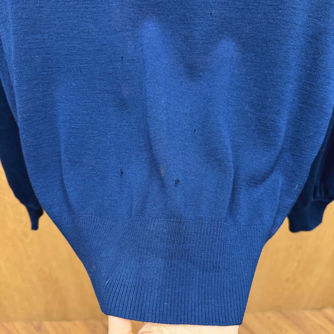 크리스찬 디올 긴팔 니트 가디건 무지 배색 원 버튼 디테일 블루 상품이미지8