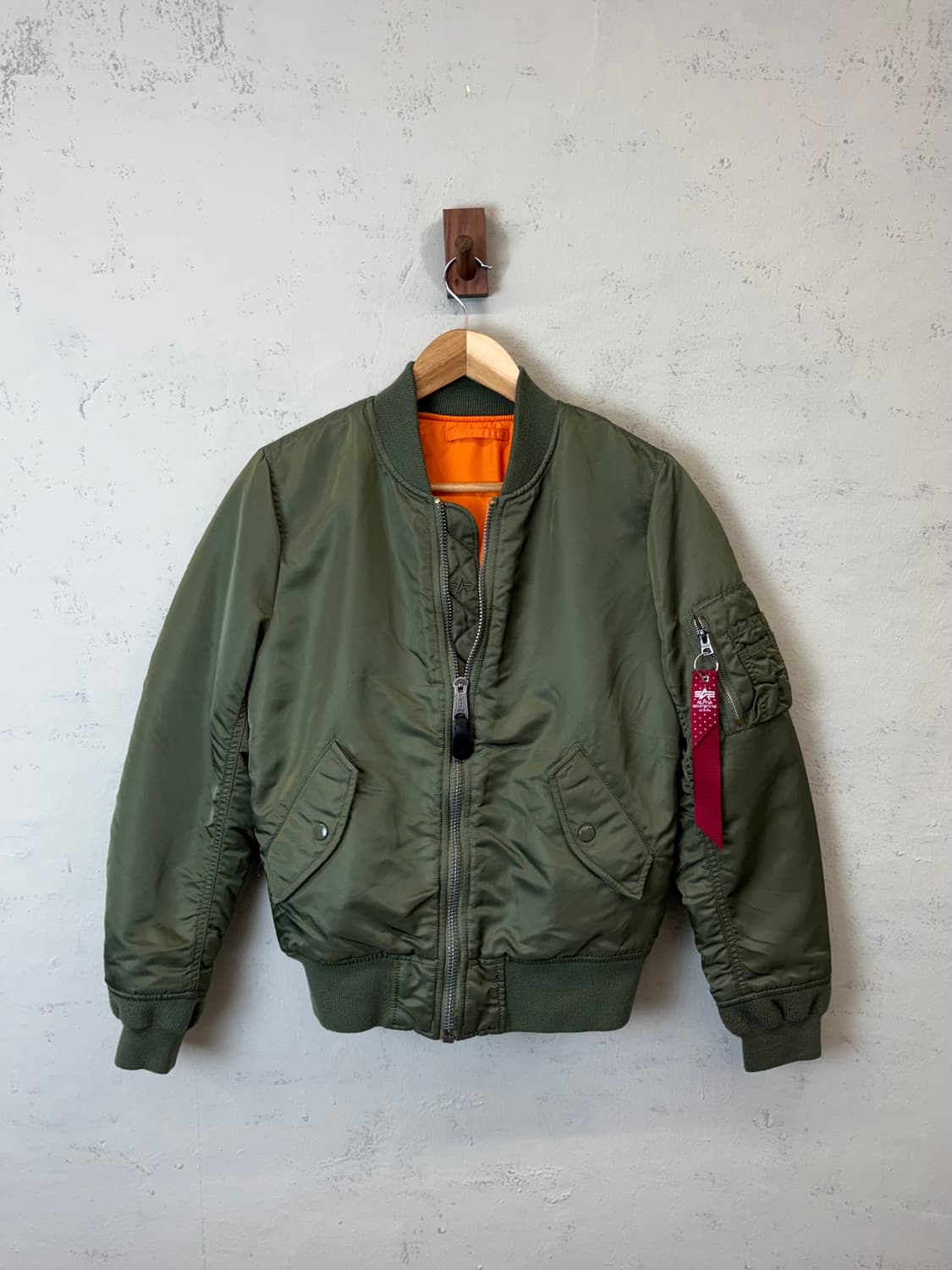 알파인더스트리 MA-1 봄버 자켓 카키 상품이미지1