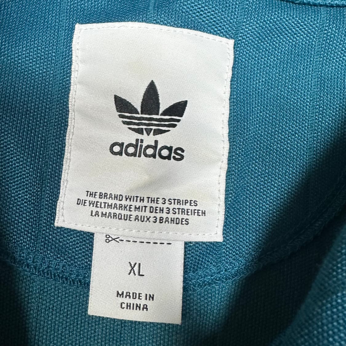 ✨ (바배) 아디다스 드릴풀 오버 아노락 롱슬리브  ✨ 가격 : 30.0 상품이미지3