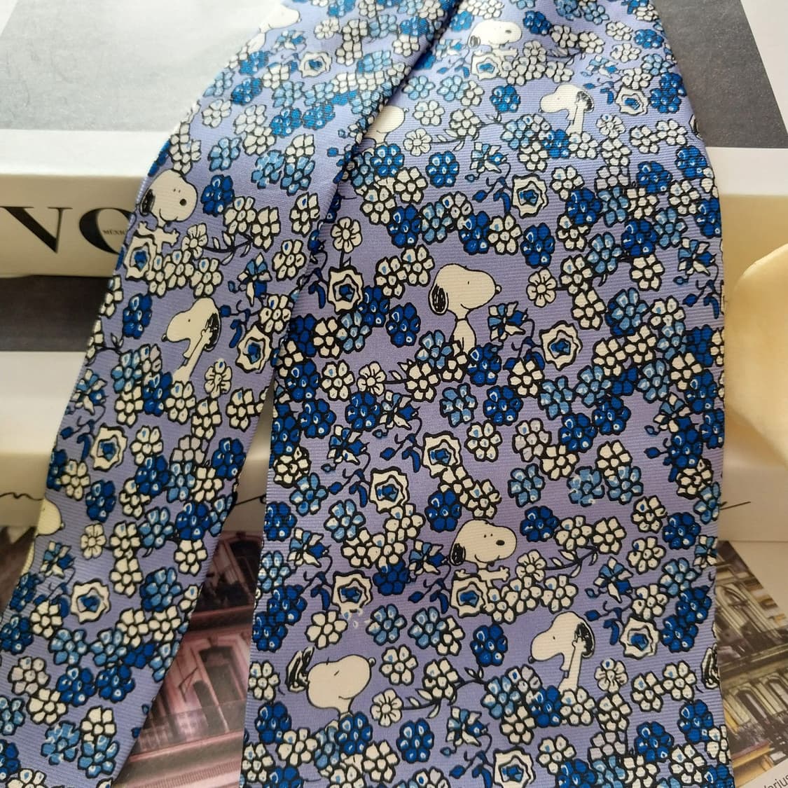 스누피 피넛츠 실크 블루 플라워 넥타이 9.7cm 새상품 K1309 
 상품이미지3