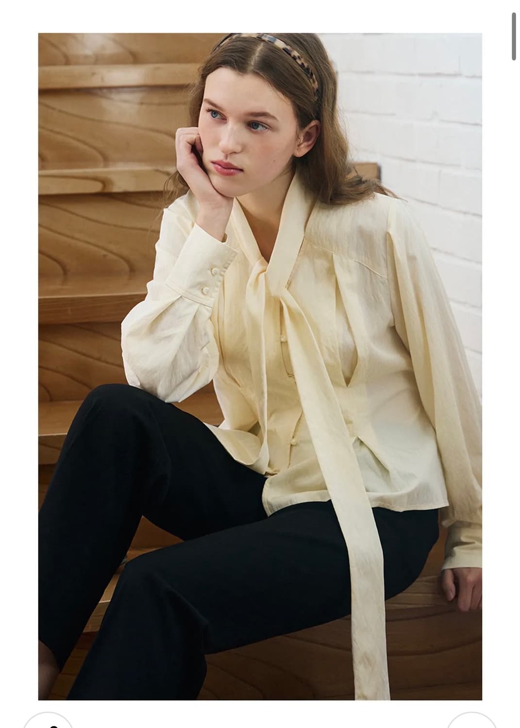 (S) 드로우핏 우먼 턱 브이넥 타이 블라우스 [CREAM BEIGE]  상품이미지3