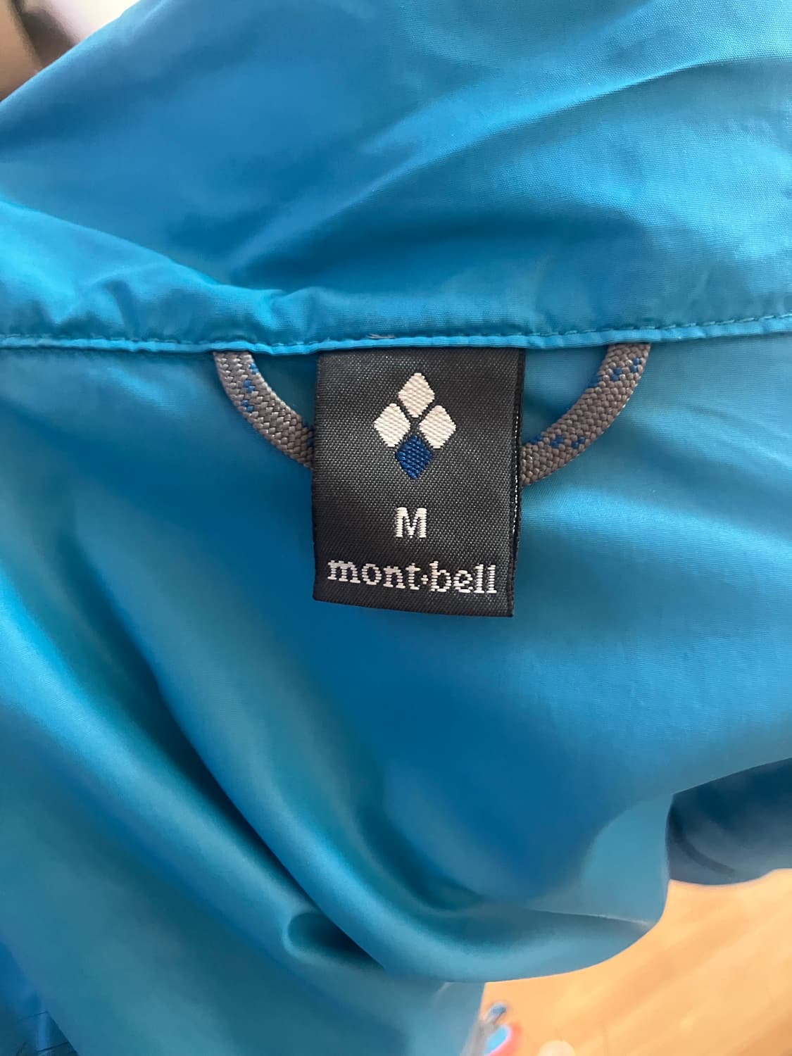 몽벨 바람막이 M 상품이미지7