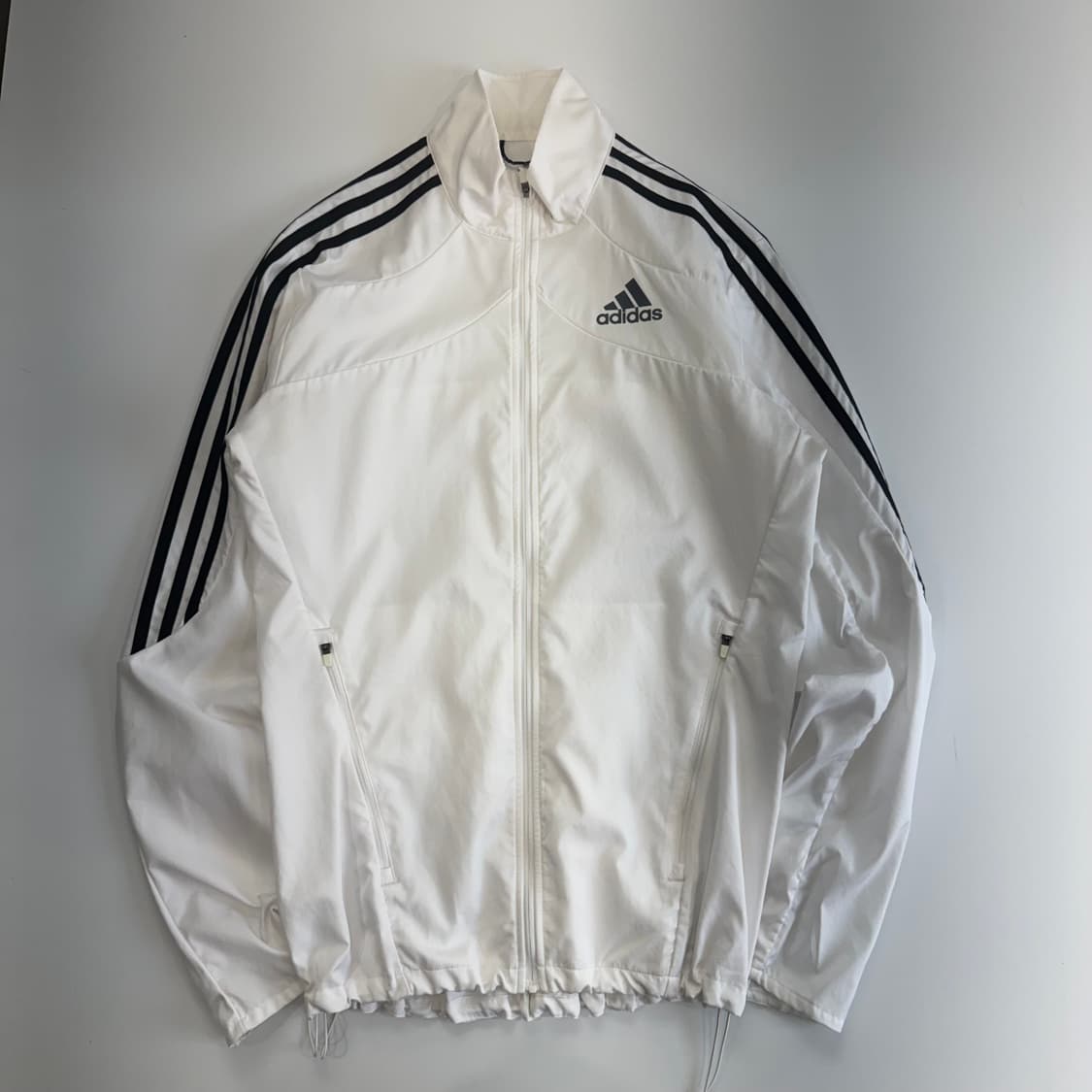 Adidas 아디다스 삼각로고 화이트 바람막이 상품이미지3