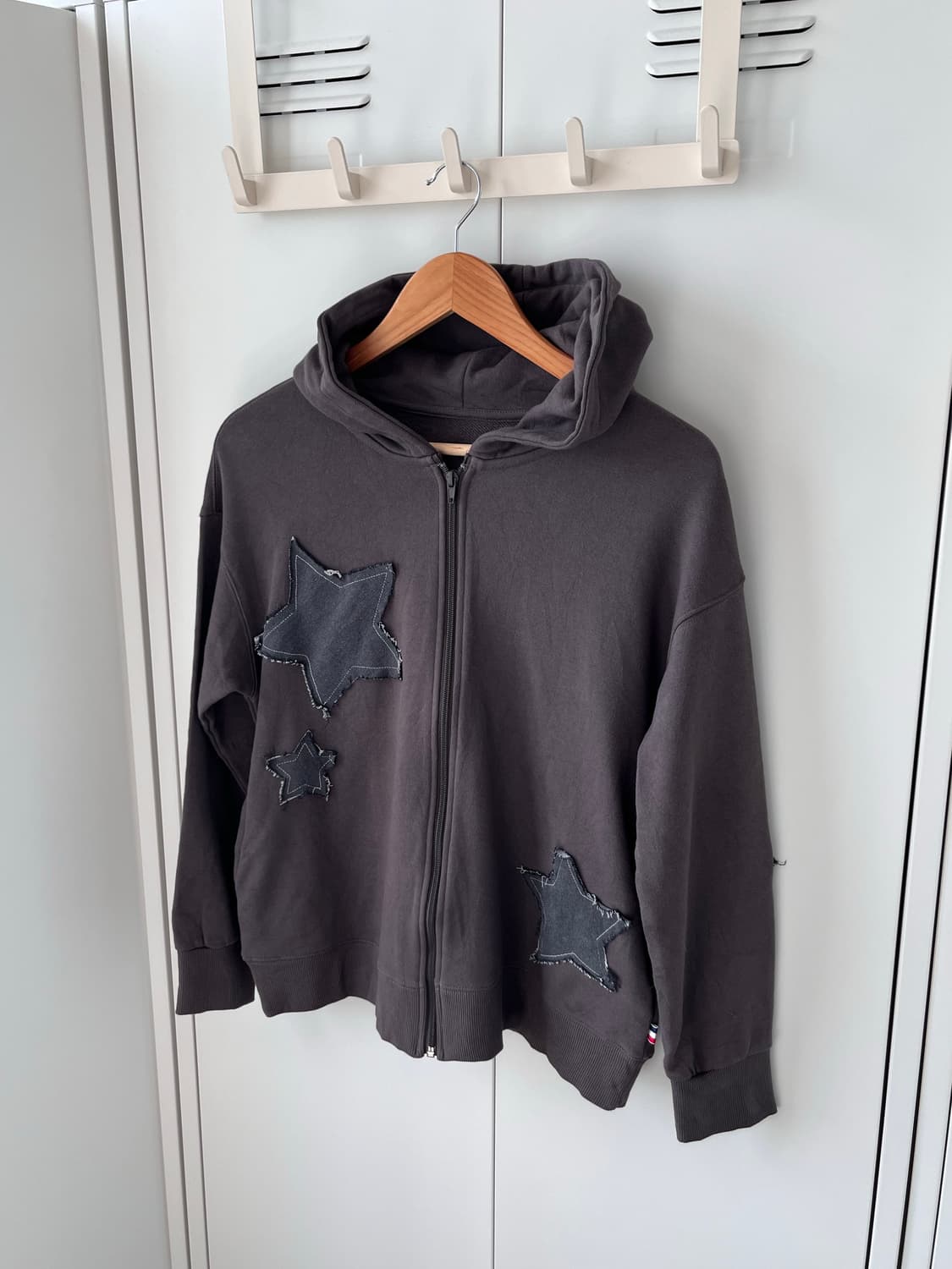 Person 별 패치 그레이 후드집업  상품이미지2