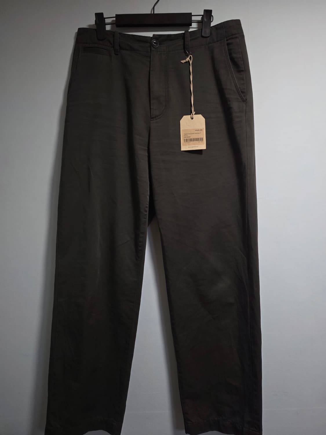 러프사이드 레귤러치노 차콜 상품이미지1