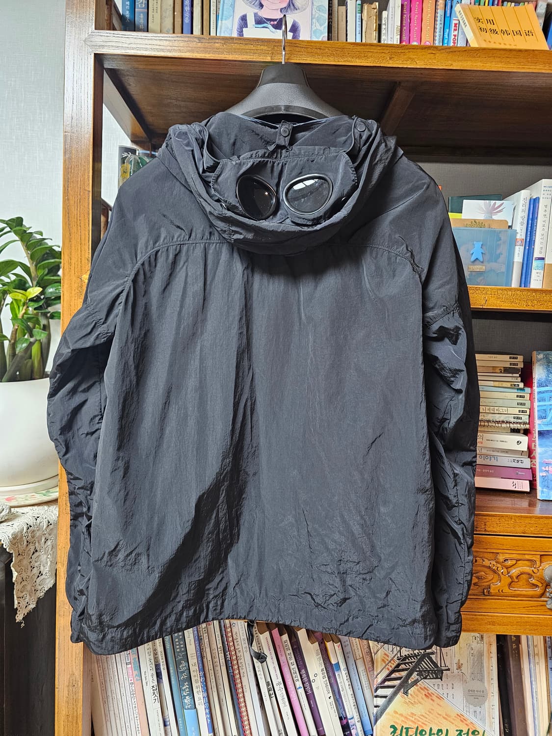 유행없이 입는 씨피 CP컴퍼니 고글 후드 자켓 100 나일론 상품이미지1