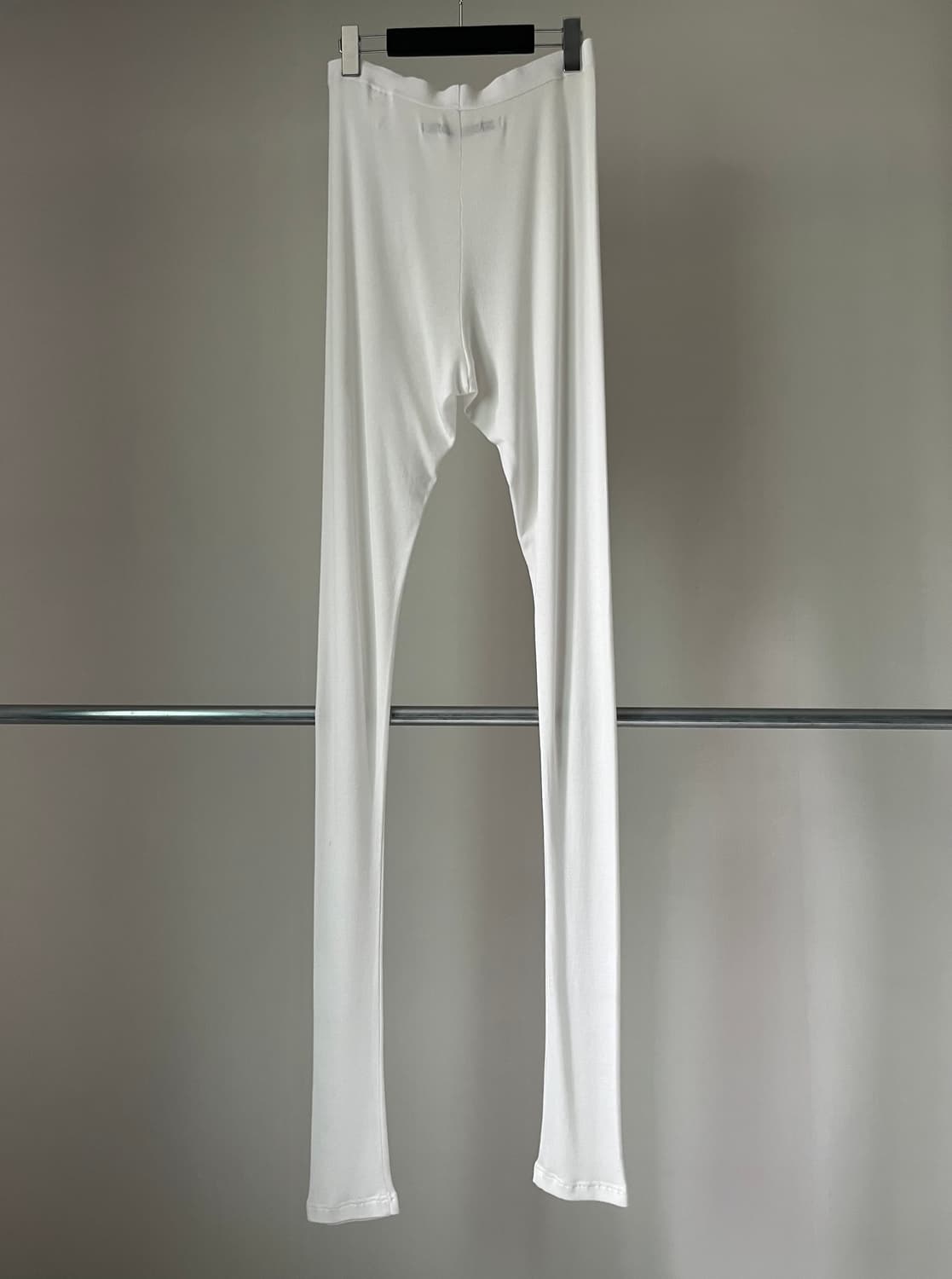 Julius Exhibition Sample White Leggings  상품이미지1