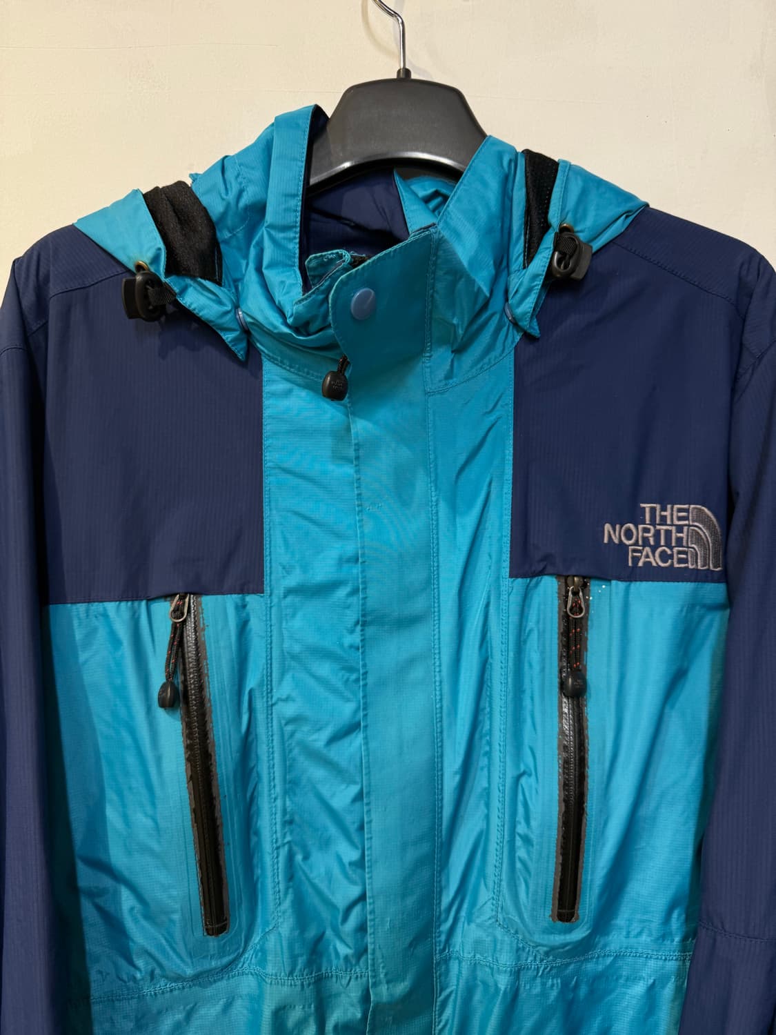 노스페이스 블루 바람막이 상품이미지2
