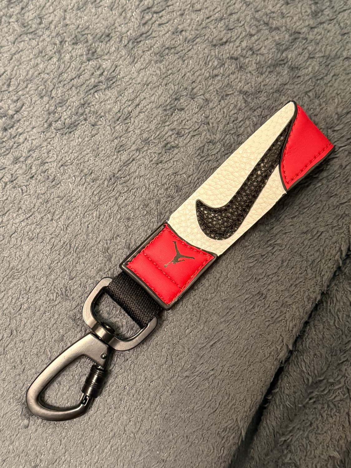 나이키 조던1 트로피컬키링 레드/블랙 상품이미지1