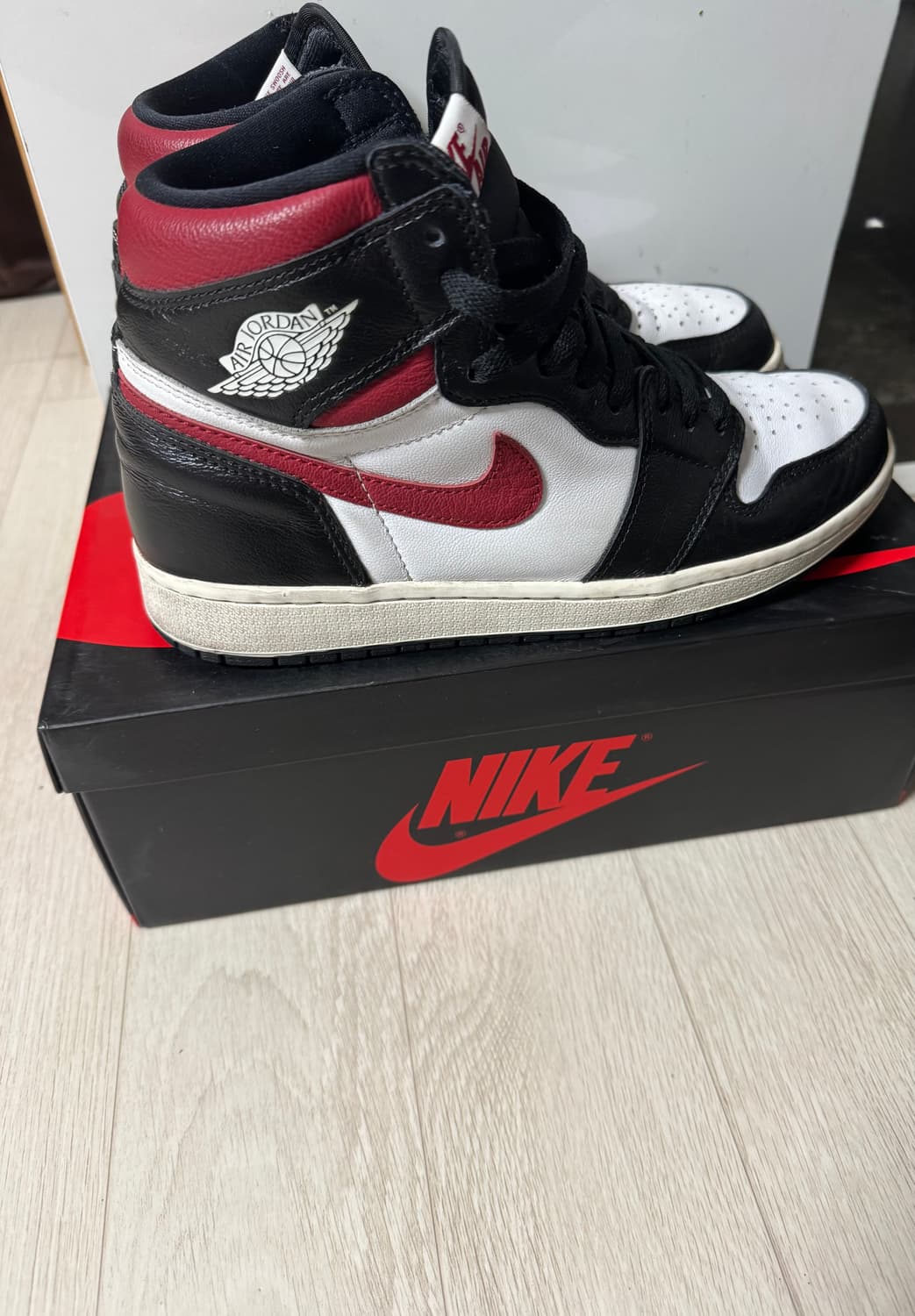 조던1하이 짐레드 상품이미지1