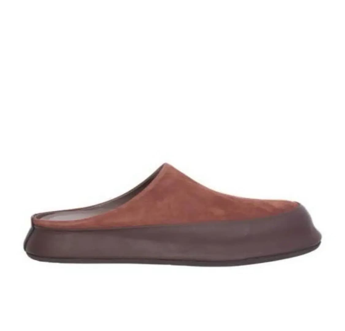 [43] 자크뮈스 Jacuemus 스웨이드 뮬 클로그 팝니다 상품이미지1