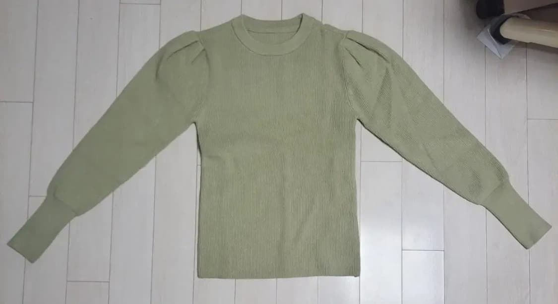 급처새상품!SOUP숲 어깨셔링 니트스웨터 레니본st오즈세컨st오브제st 상품이미지1