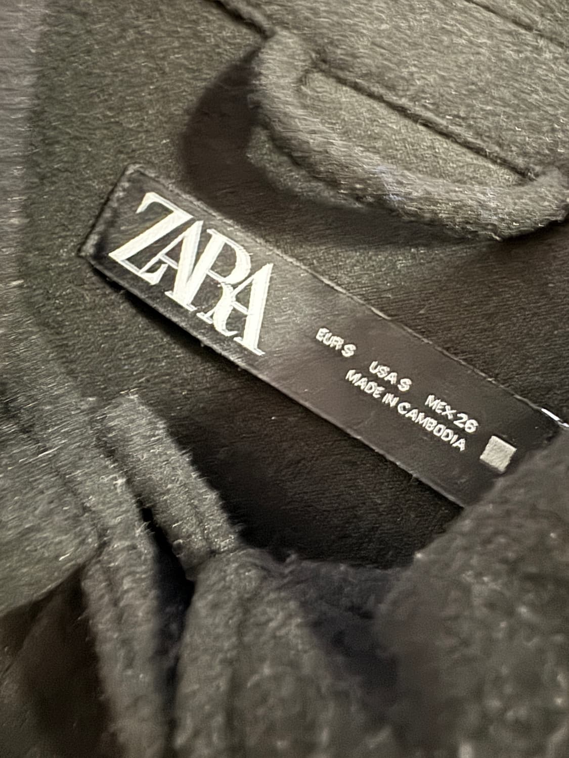 여성 자라 ZARA 미니멀 메탈릭 버튼 크롭 자켓 S 상품이미지3