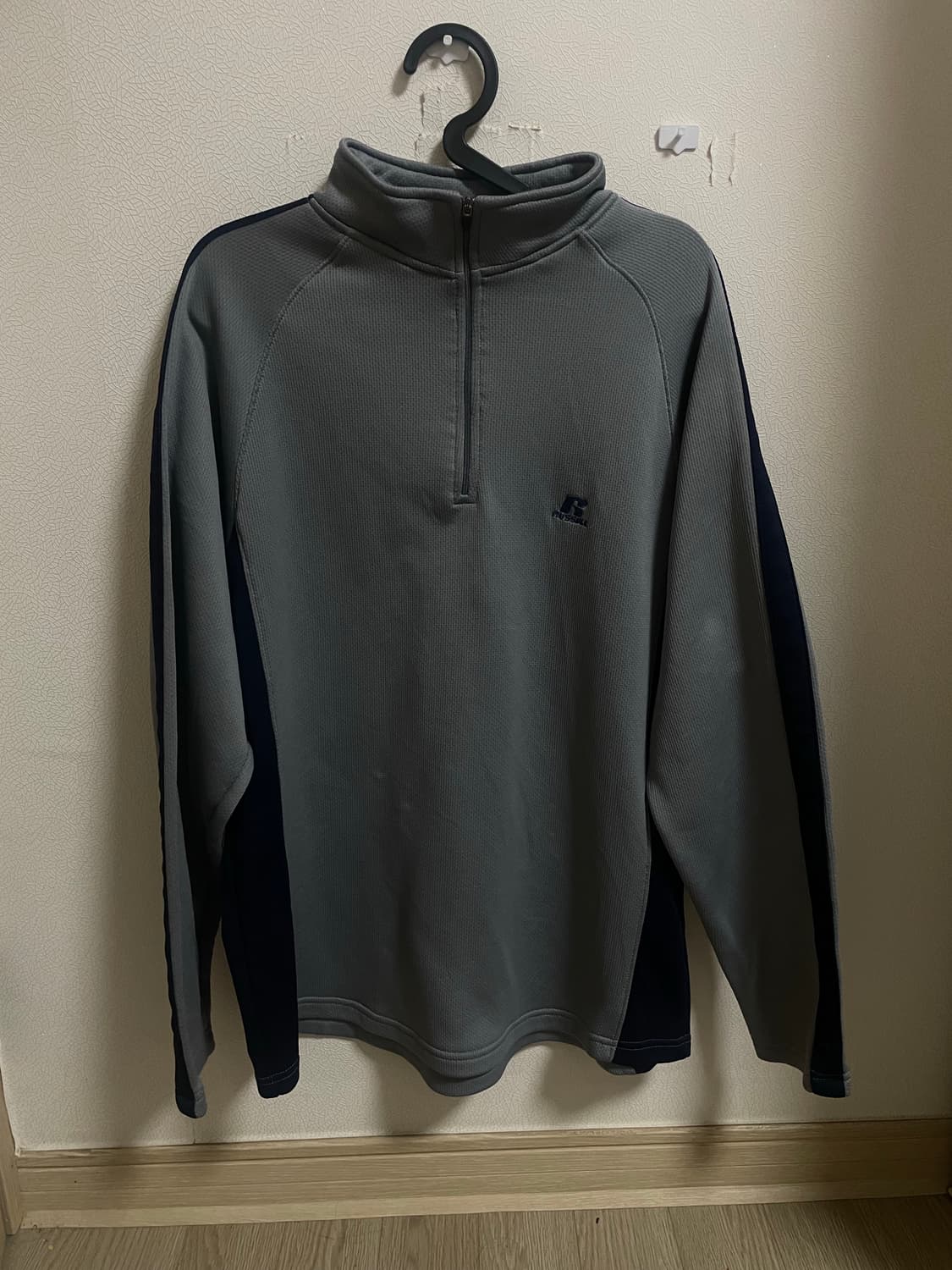 러셀애슬레틱 반집업 상품이미지1