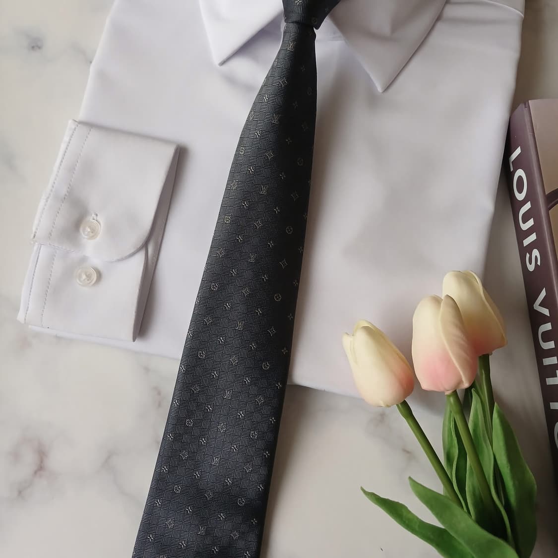 루이비통 실크 그레이 모노그램 넥타이 8.1cm A+등급 A19146 상품이미지6