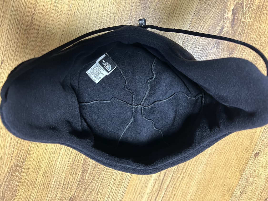 노스페이스 플리스 이어머프 비니 BLACK 판매합니다. 상품이미지5