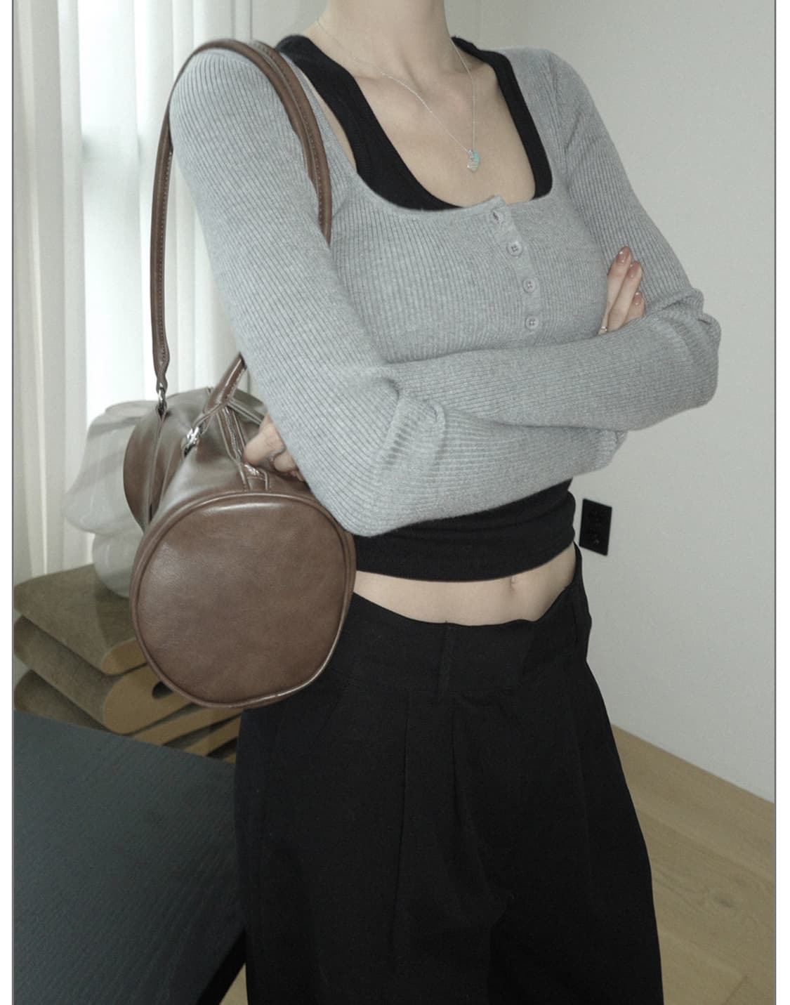 페일제이드 Basic Cylinder Bag In Brown 상품이미지4