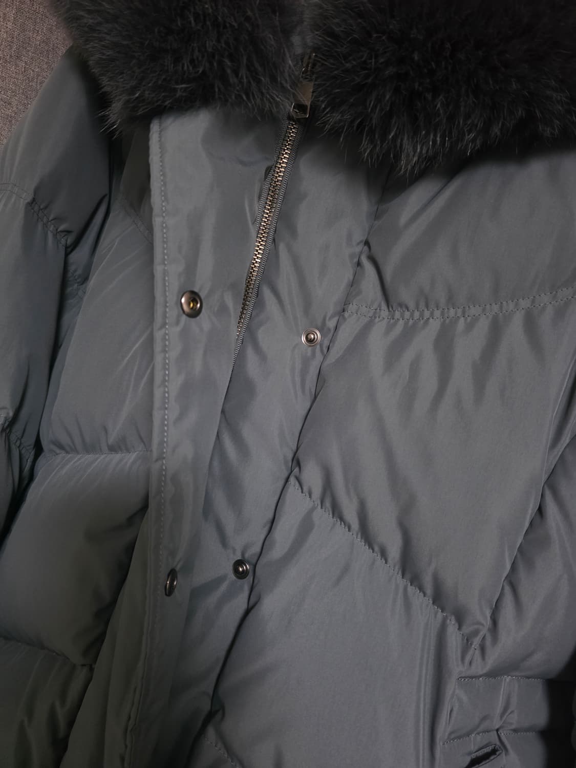 더아이잗 폭스퍼 구스다운 점퍼 상품이미지4