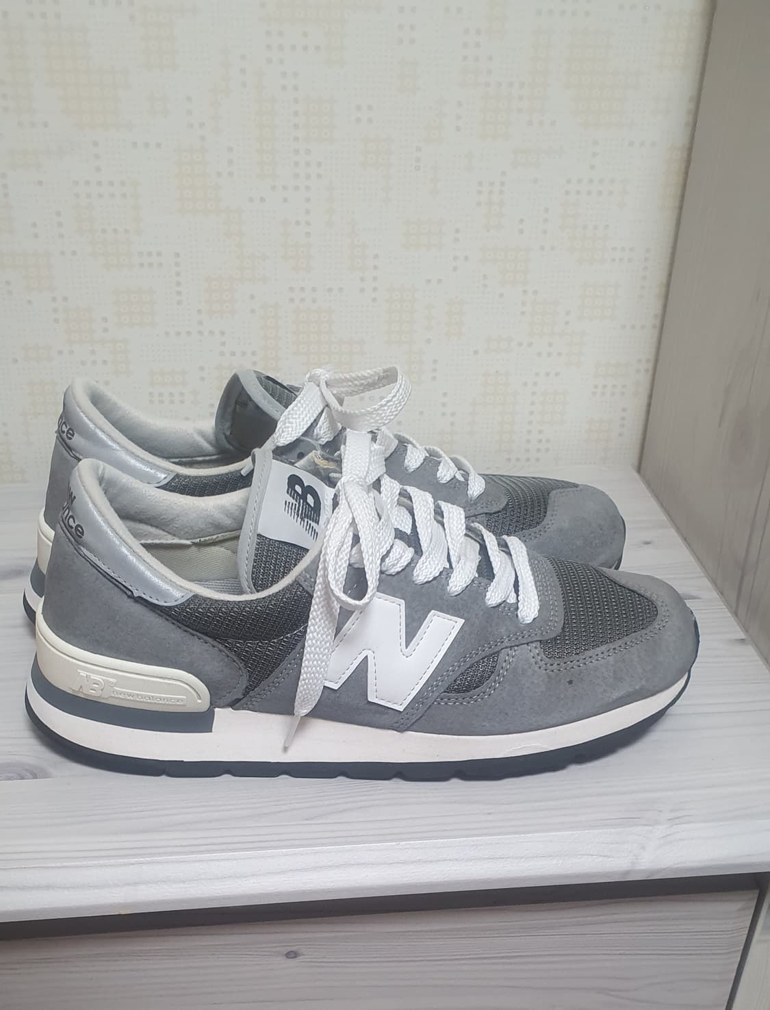 [265] 뉴발란스 990v1 그레이 화이트 265사이즈  상품이미지3