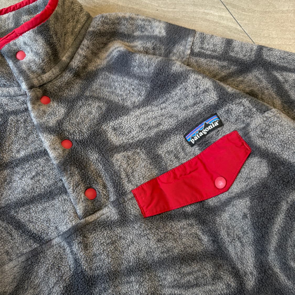파타고니아 정품 신칠라 스냅티  상품이미지5