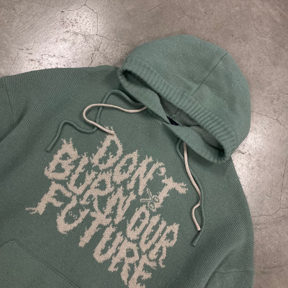 아조바이아조 민트 컬러 스펠아웃 빅로고 니트 후드티 상품이미지2