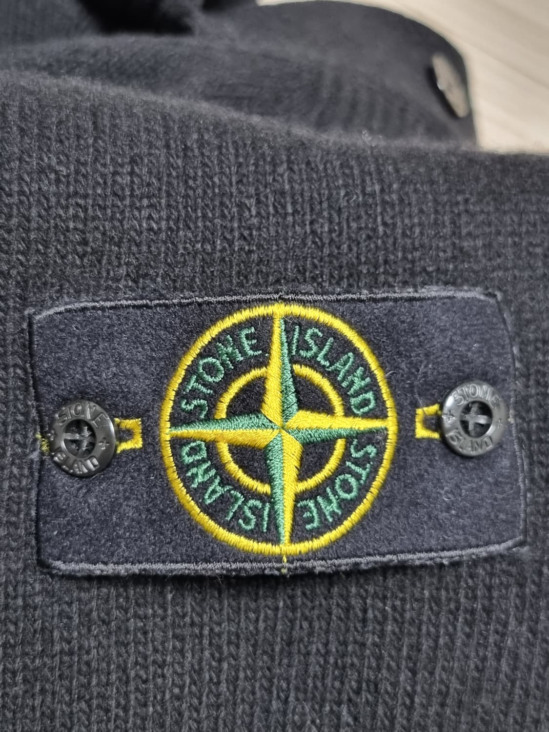 스톤아일랜드 니트 가디건 상품이미지5