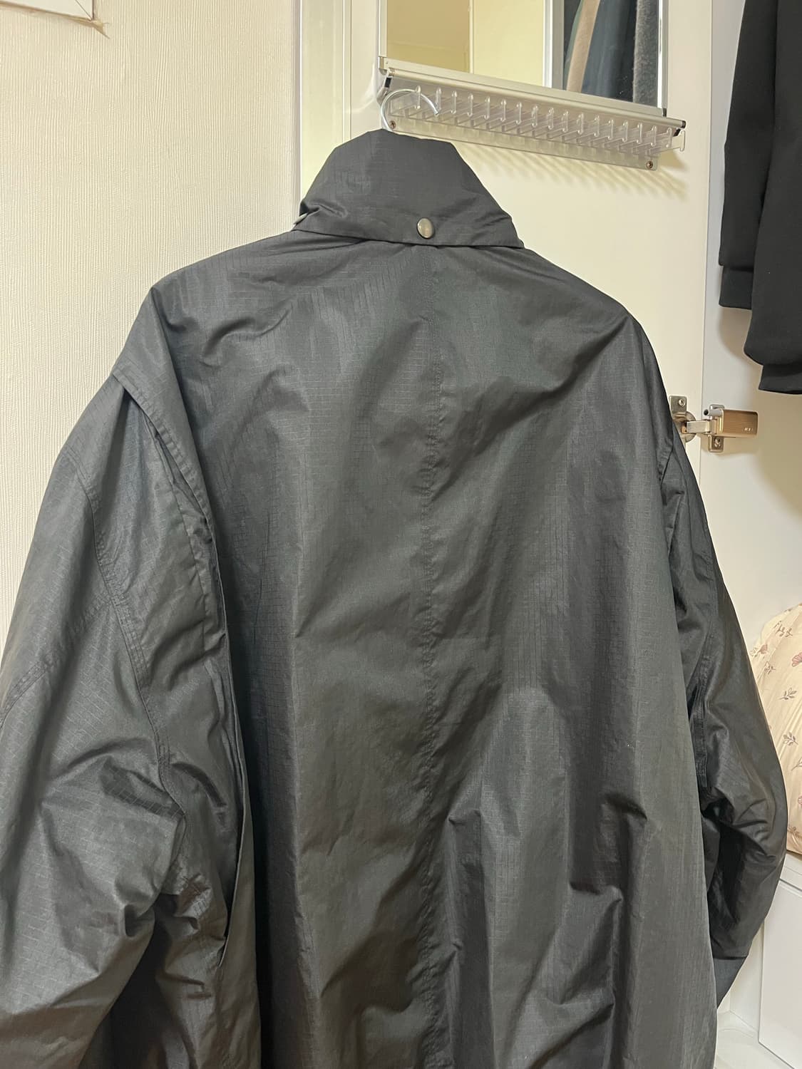 발렌시아가 테크니컬 바람막이 상품이미지4