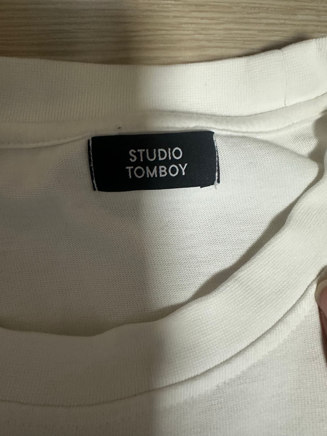 STUDIO TOMBOY 반팔티 상품이미지4