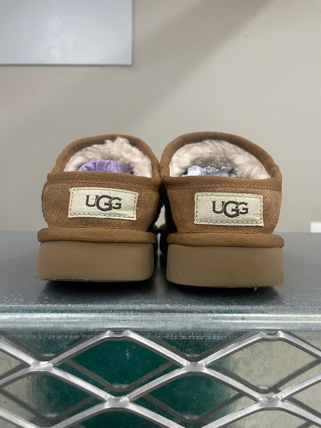 어그 클래식 마이크로 240 상품이미지3