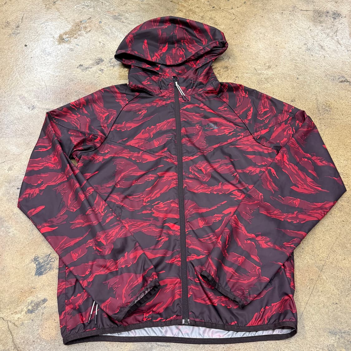 [정품/90] 나이키 레드 패턴 후드 바람막이 자켓 b18 상품이미지2