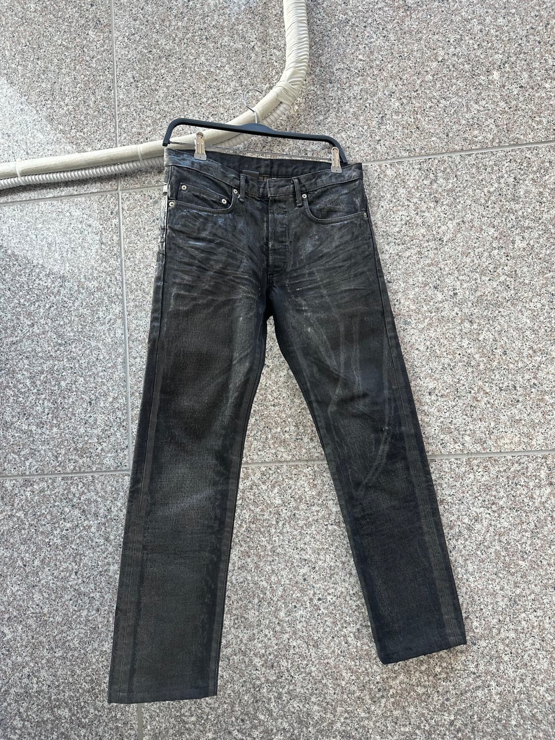 디올 옴므 블랙왁스 코팅진 에디슬리먼 상품이미지1