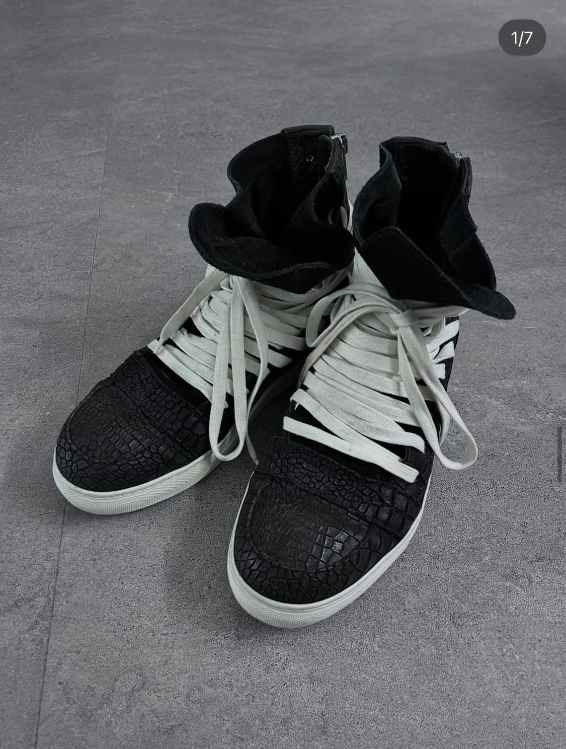 (구함)크리스반아쉐 하이탑 끈칭칭 디올옴므 상품이미지1