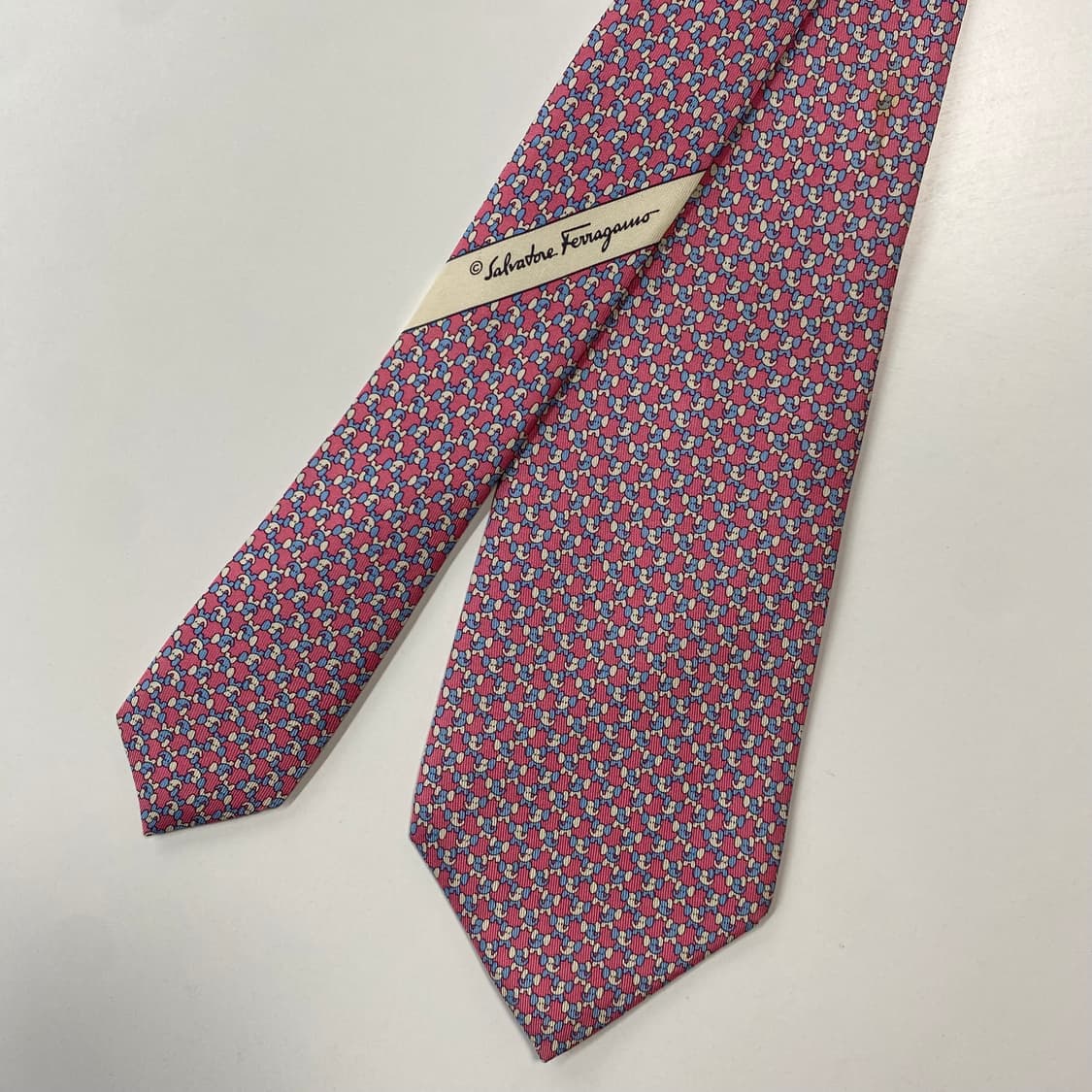 페레가모(Ferragamo) 명품 정품 넥타이 상품이미지1