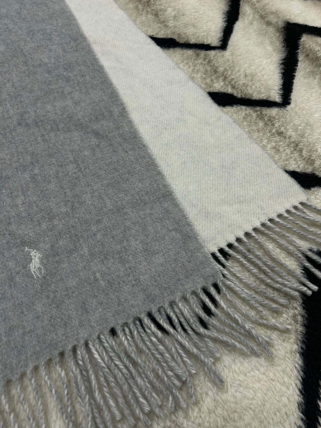 폴로랄프로렌 울 머플러 /옅은그레이 화이트 상품이미지1