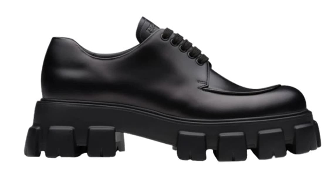 프라다 모놀리스 브러쉬드 로퍼 상품이미지1