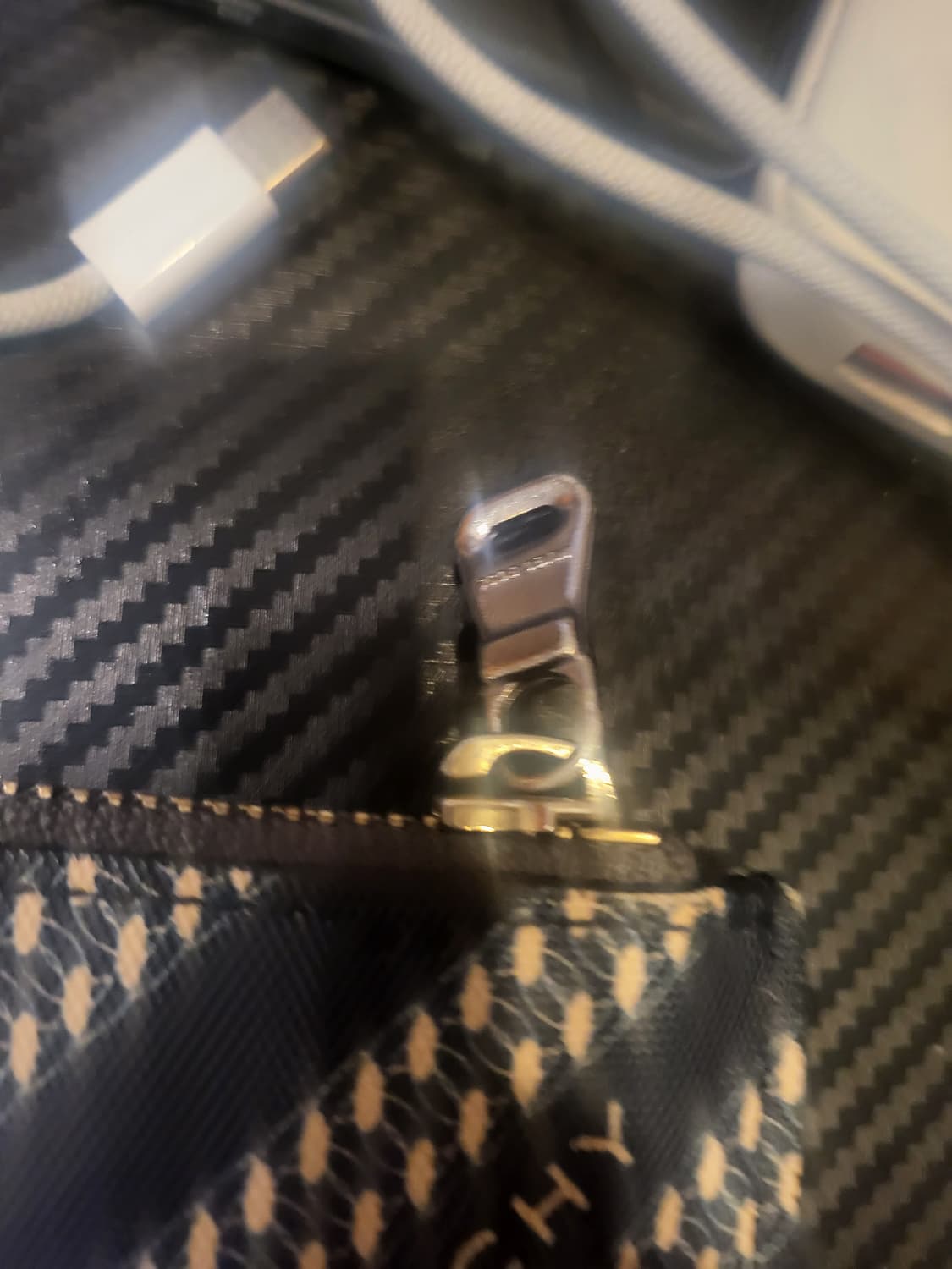 지방시 클러치 상품이미지2