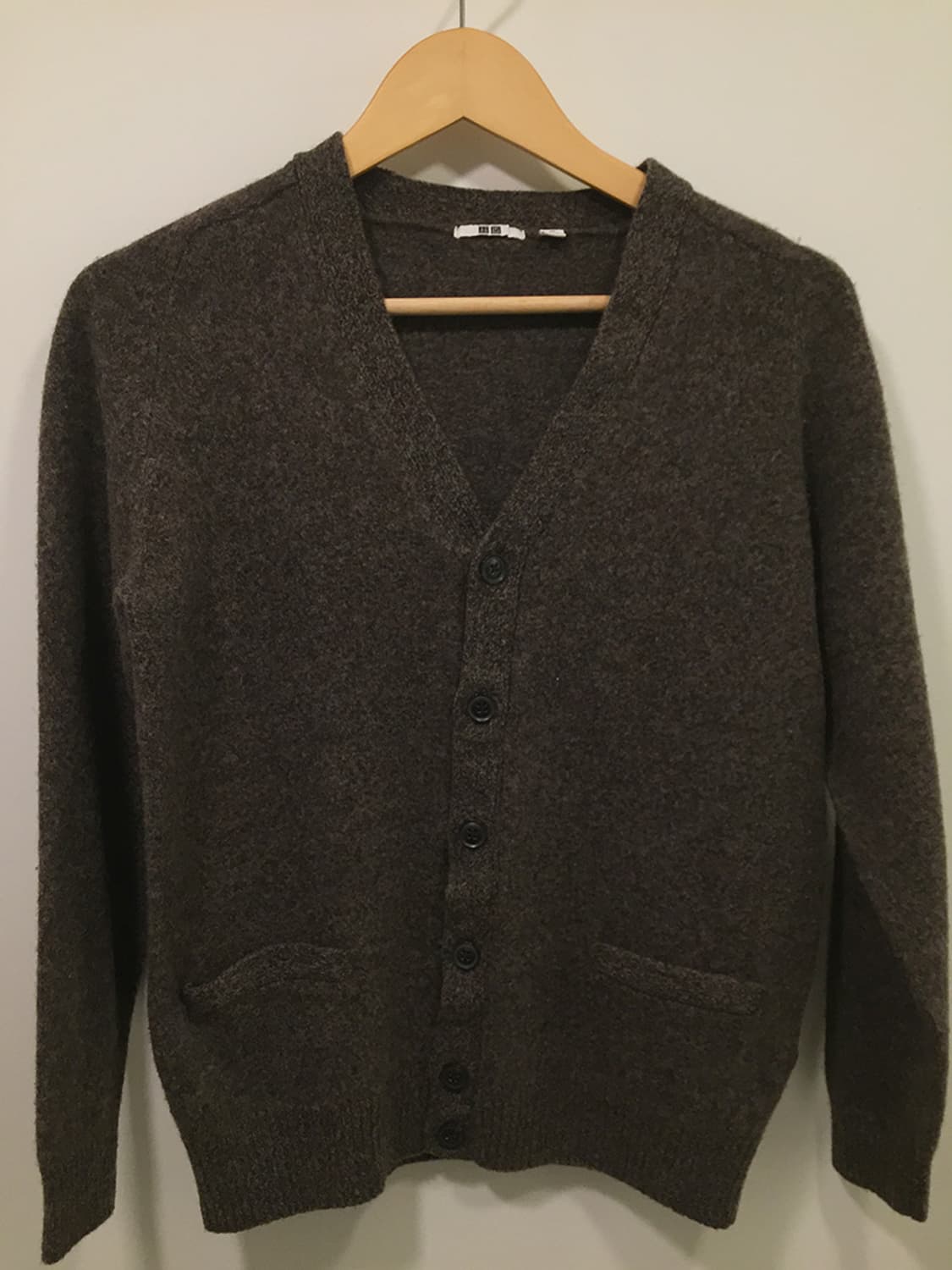 여성 유니클로 브이넥 가디건 100 상품이미지3