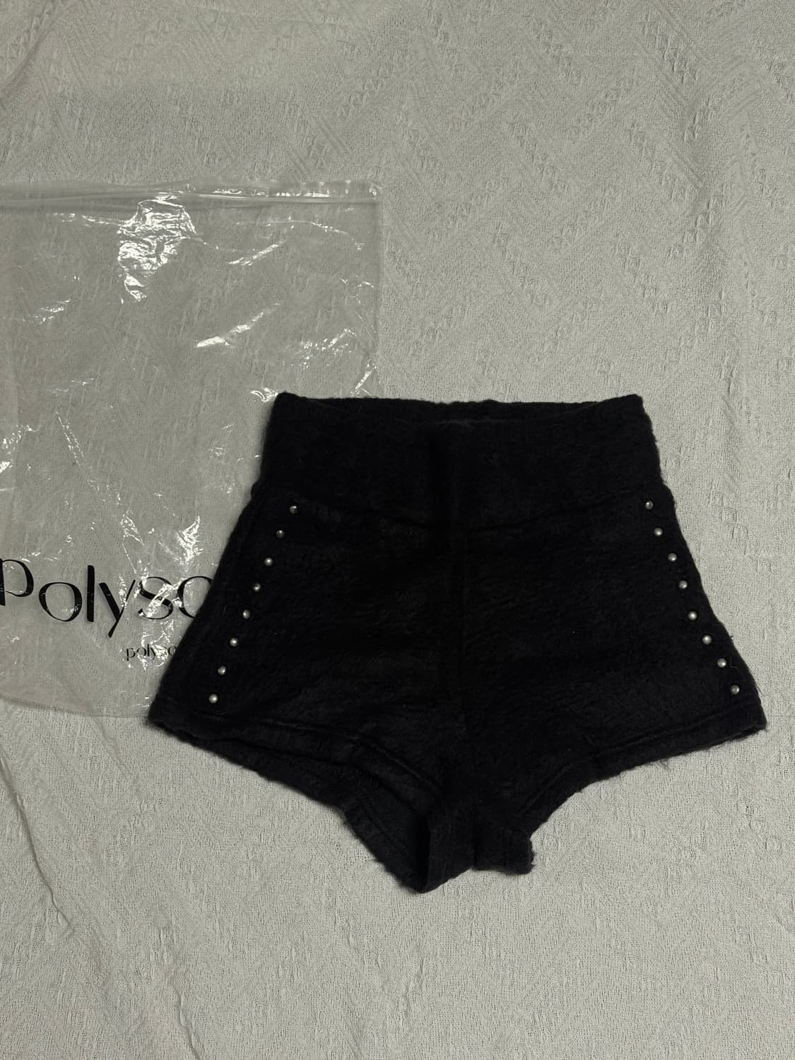 폴리수엠 스터드 숏팬츠 M 상품이미지1