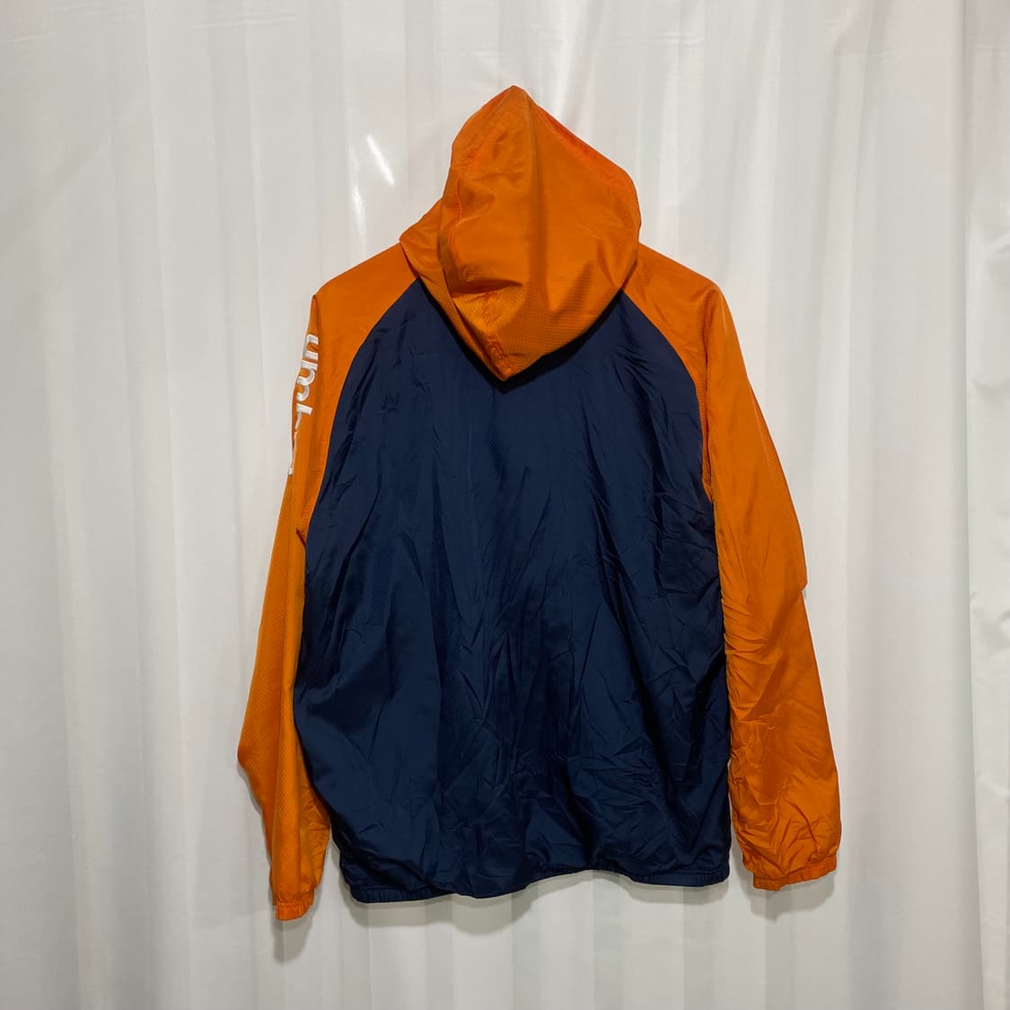 엄브로 윈드브레이커 상품이미지3