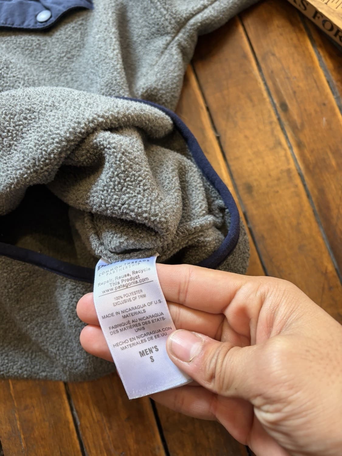 20s 파타고니아 신칠라 스냅-T 그레이/네이비 상품이미지4