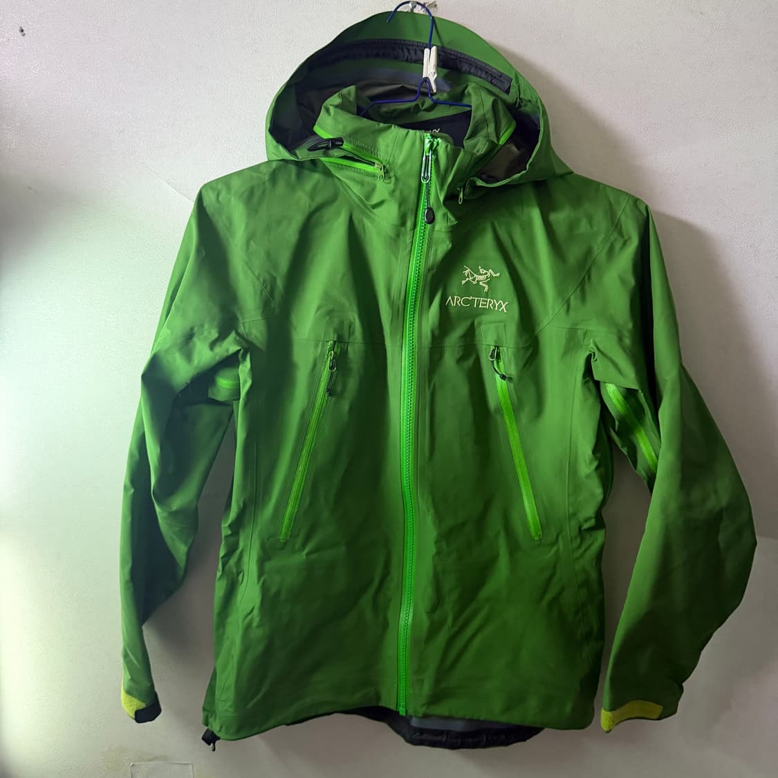 아크테릭스 베타LT 고어텍스 프로쉘 S (66-77) 캐나다 생산 상품이미지10