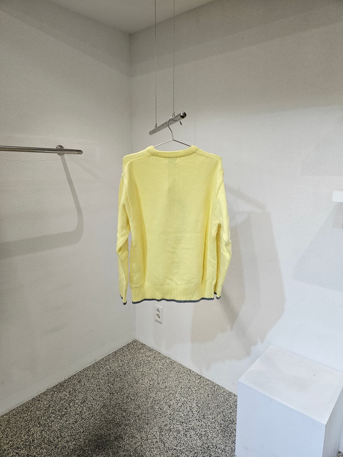 커버낫 크루넥 니트 상품이미지2