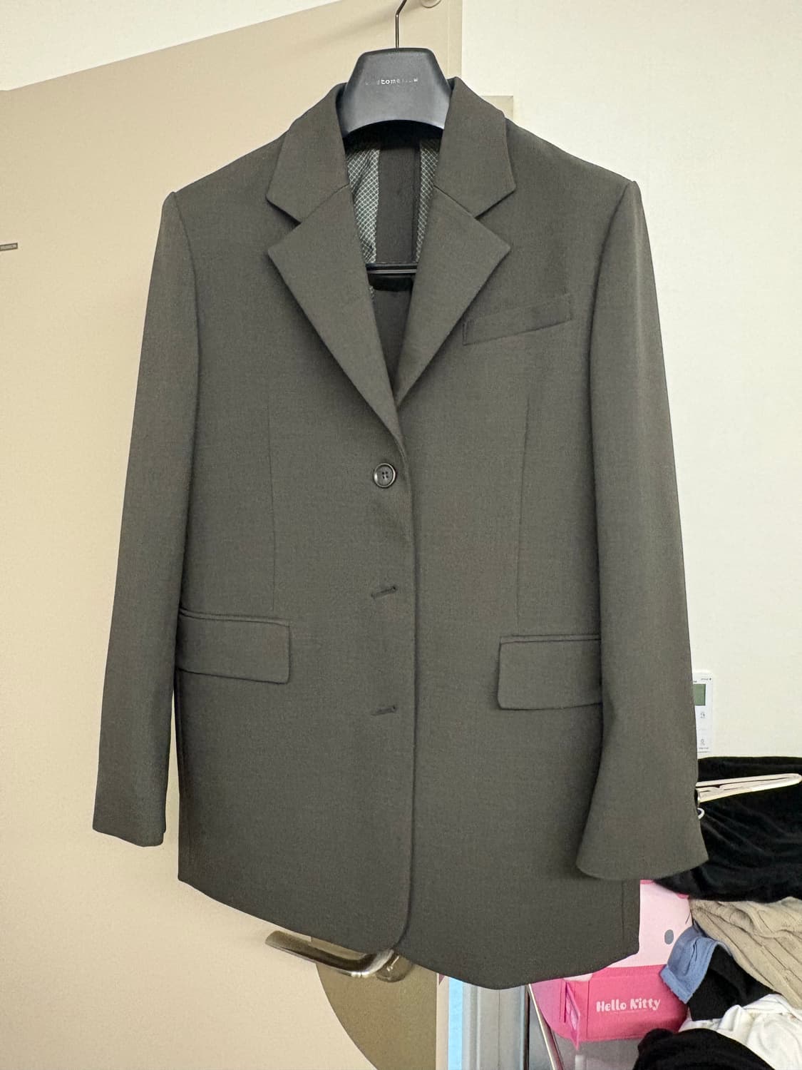 The Ilma 더 일마 백오픈 블레이저 상품이미지1