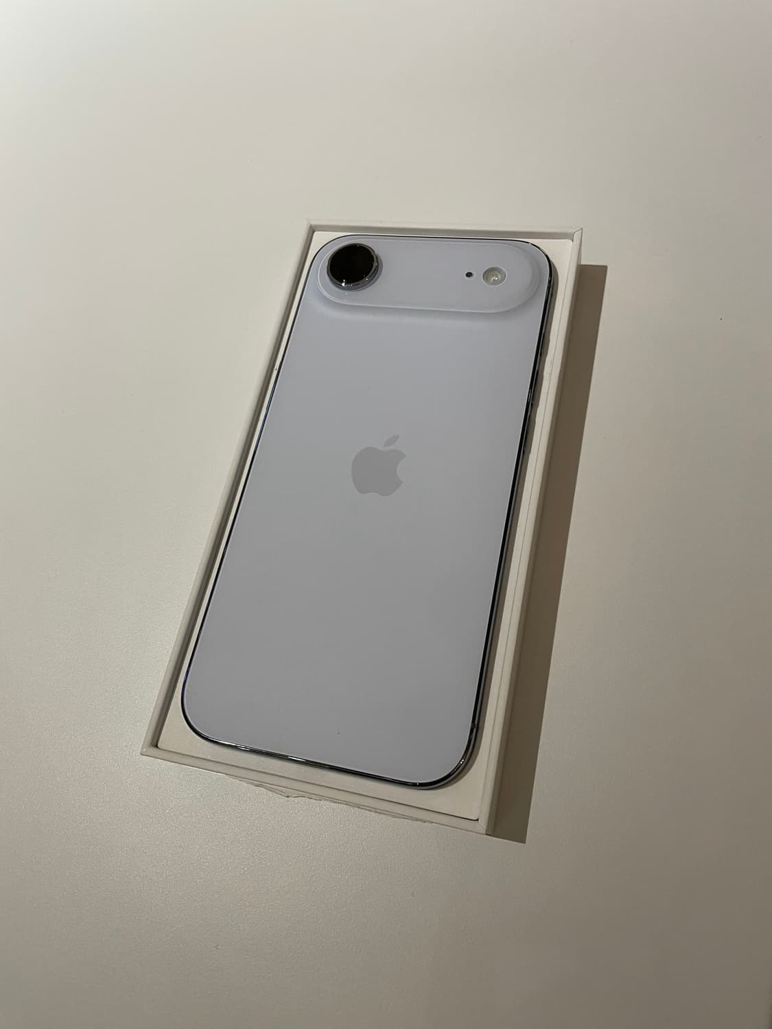 아이폰17에어 스카이블루 256g 자급제 상품이미지3