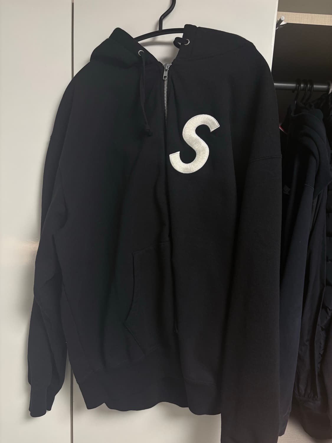 슈프림 s로고 후드집업 블랙 L 상품이미지2