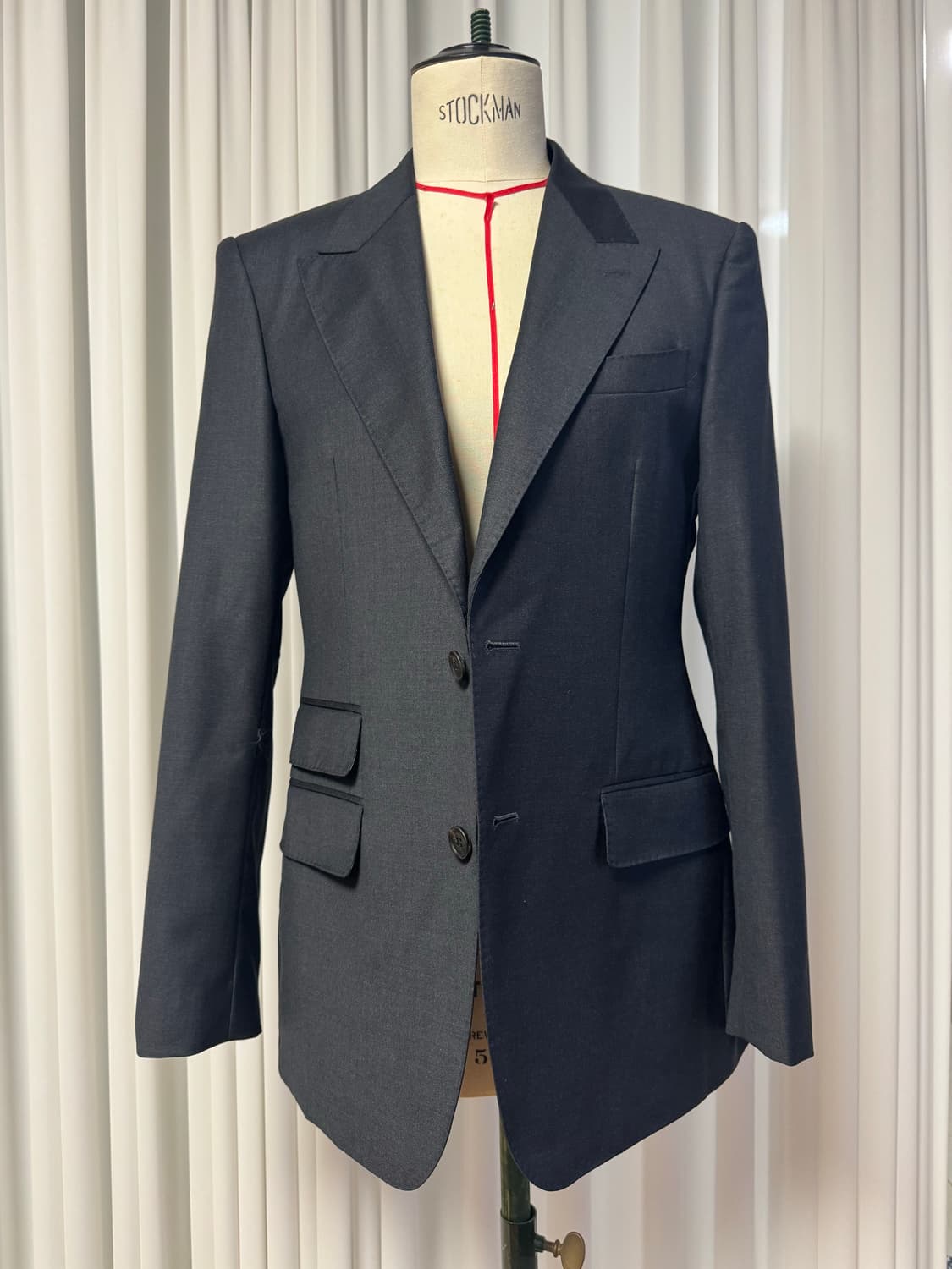 100/33]양복점제작 에르메네질도제냐 차콜그레이수트 상품이미지5
