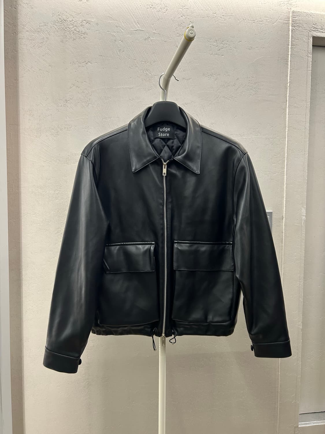 LaFudge store 블랙 레더 자켓 상품이미지2