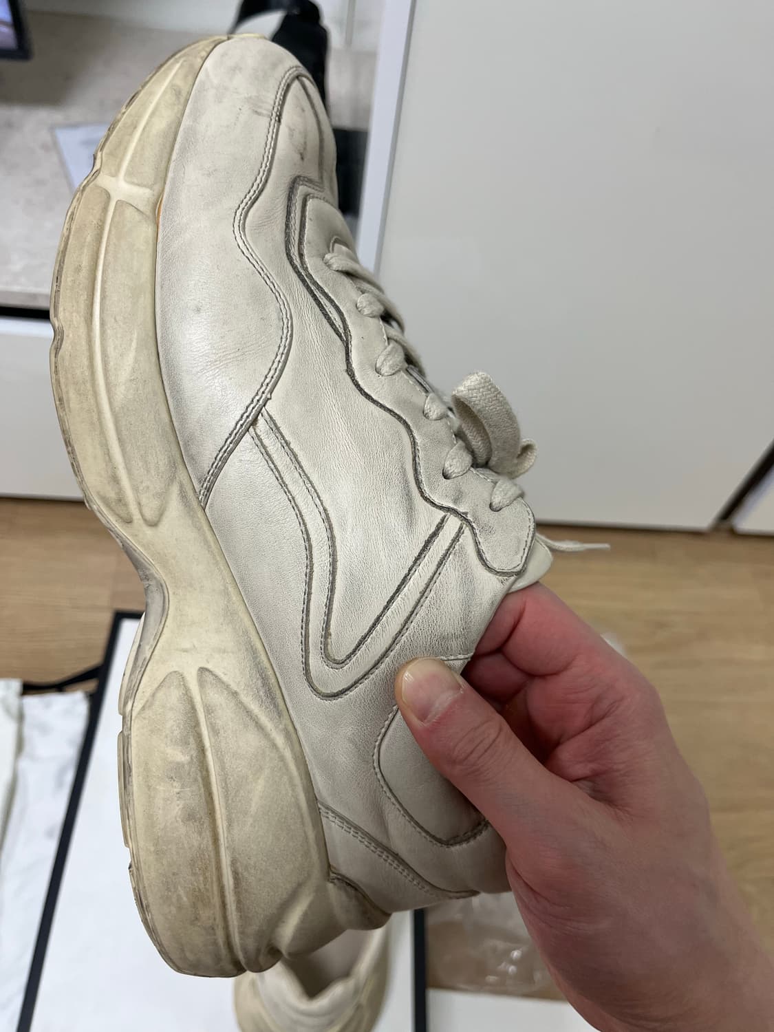 구찌 롸이톤 더티 9사이즈 상품이미지4